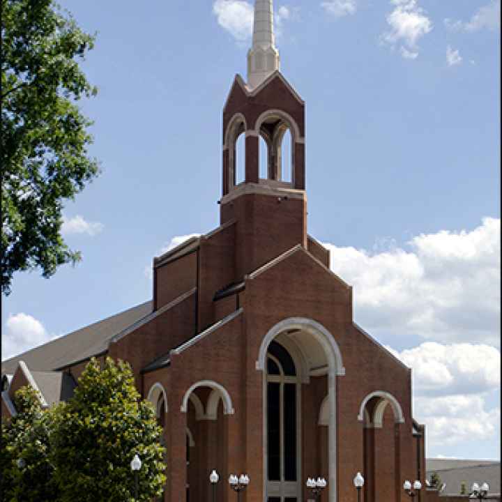 Briarwood Church front