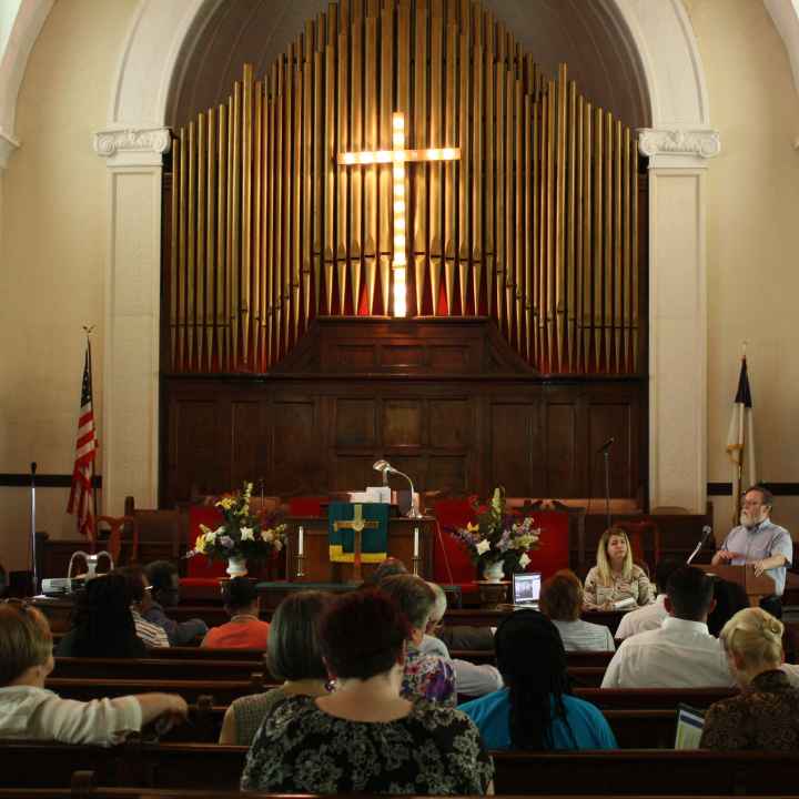 Randall Marshall speaking in Selma