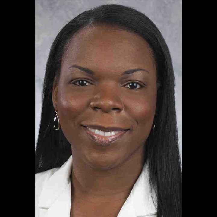 Dr. Yashicar Robinson headshot