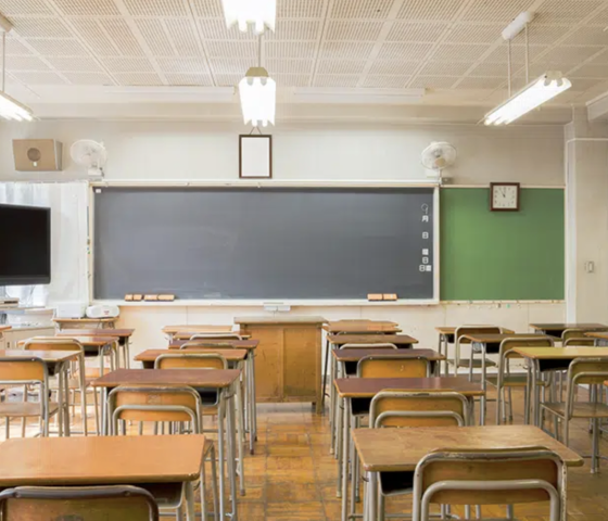 picture of empty classroom